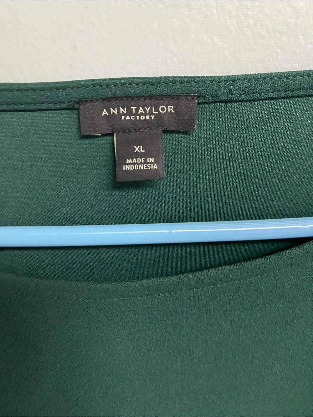 BEAUTIFUL CLASSY ANN TAYLOR TOP - XL - Picture 6 of 7